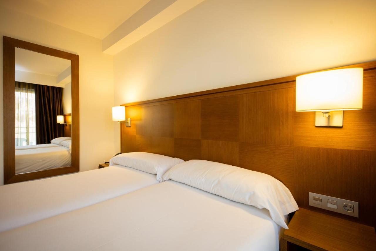 Hotel Thalasso Cantabrico Las Sirenas 4 Superior مْبيفيرو المظهر الخارجي الصورة